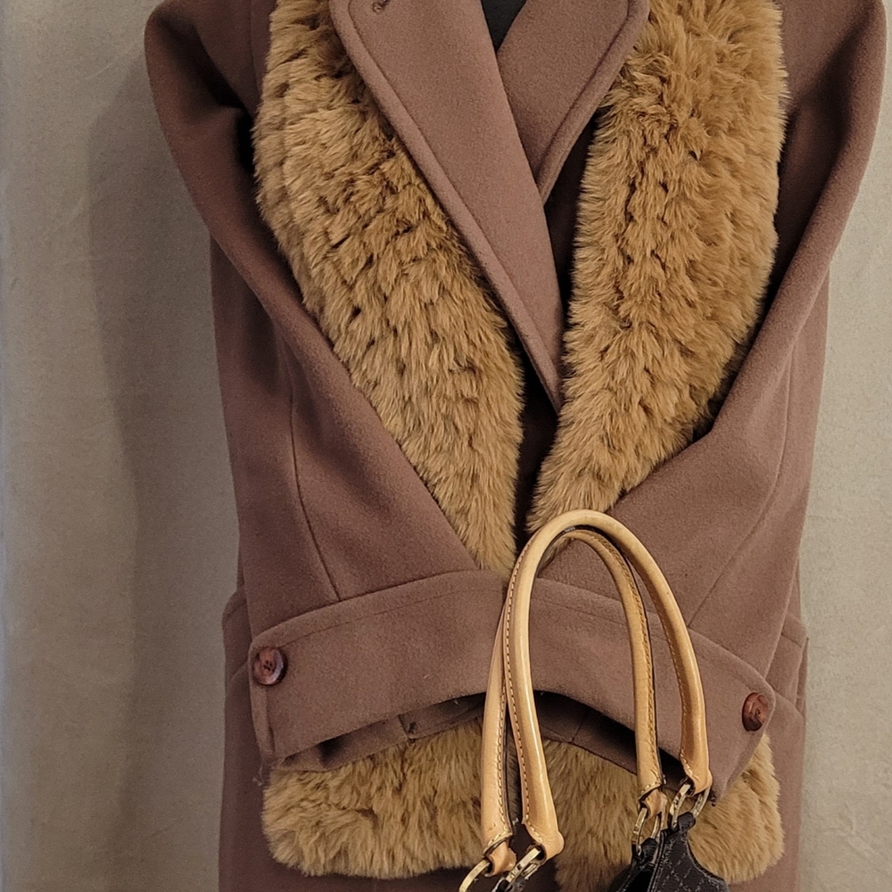 Faux Fur Scarf - Picture 4 of 8